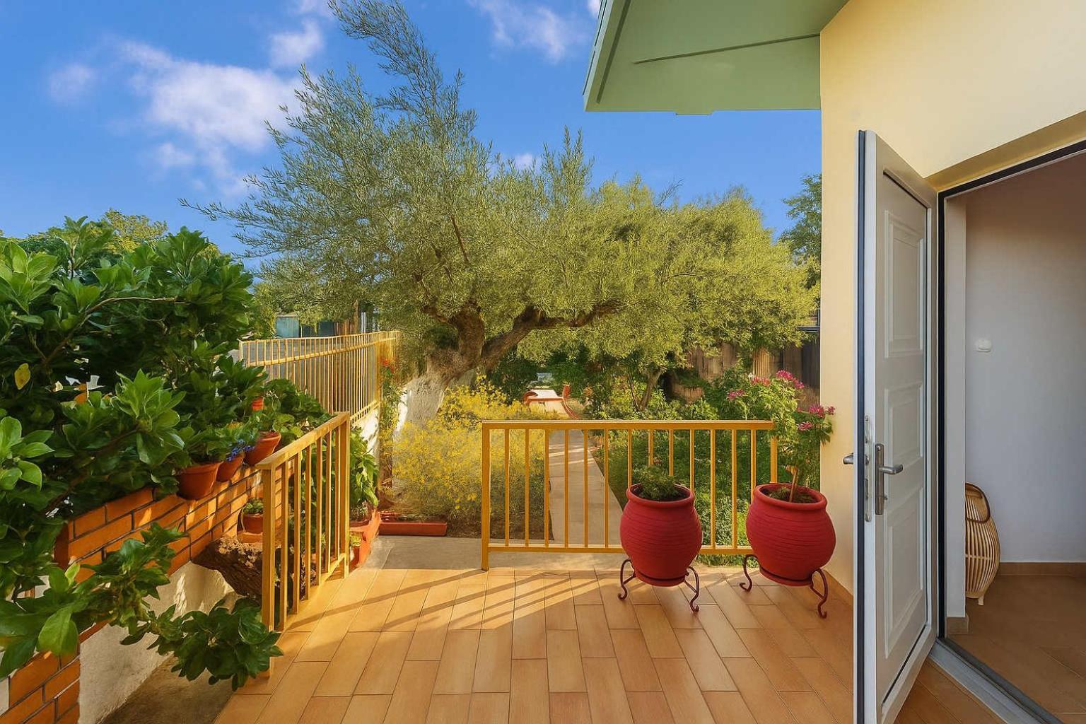Summer Rose Garden Getaway - A Step To The Beach Kalamata Bagian luar foto